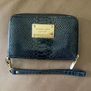 Michael Kors Wristlet